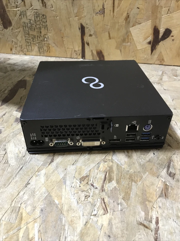 Fujitsu ESPRIMO Q556/2 Micro Intel i5 6400T 2.20GHz 8GB RAM 128GB SSD - Image 3 of 4