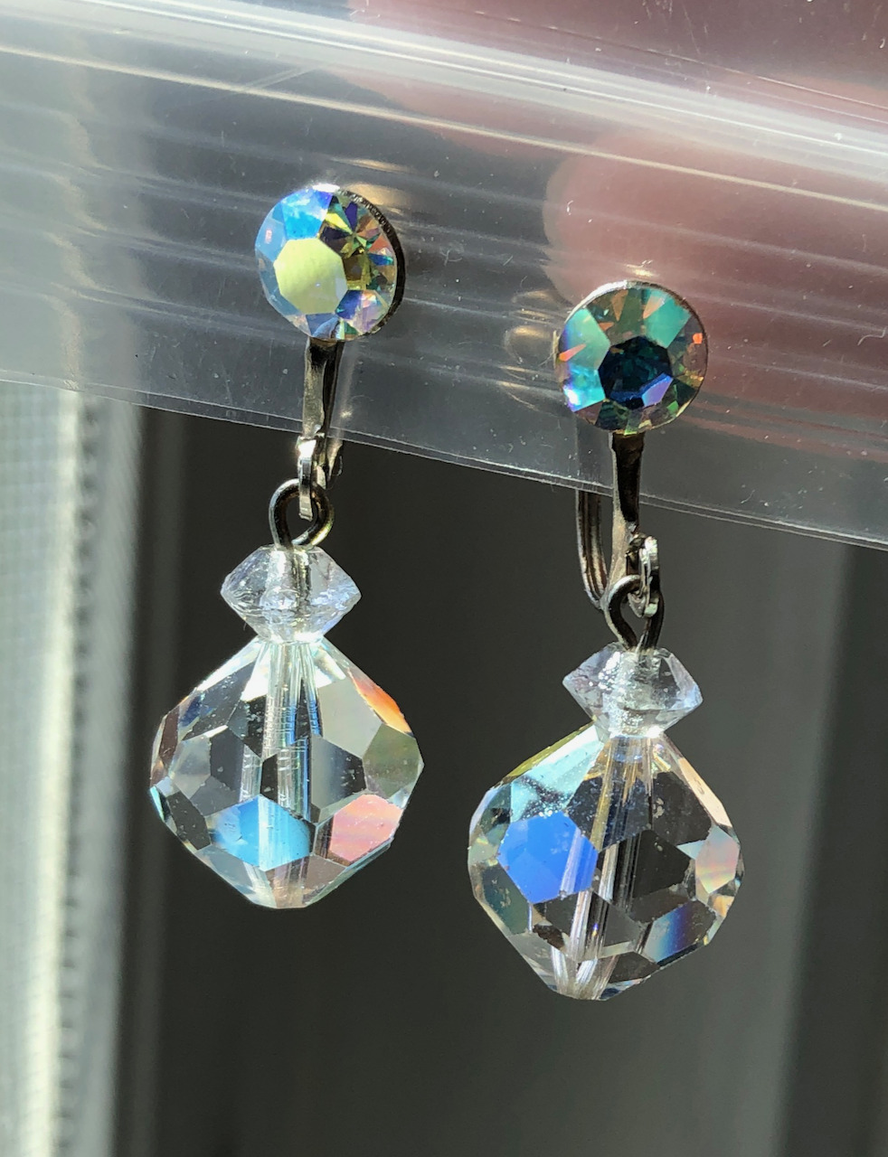 vintage screw back drop earrings Aurora Borealis … - image 1