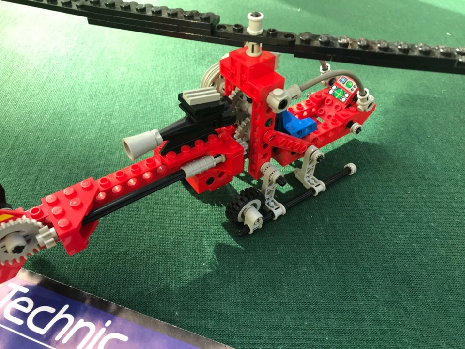 LEGO Technic 8812 Aero Hawk II, photo 4 of 5