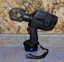 Cembre B-TC026Y Cordless Hydraulic Cable Cutter