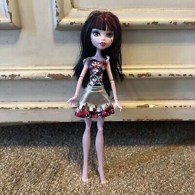 boneca monster High draculaura boo York