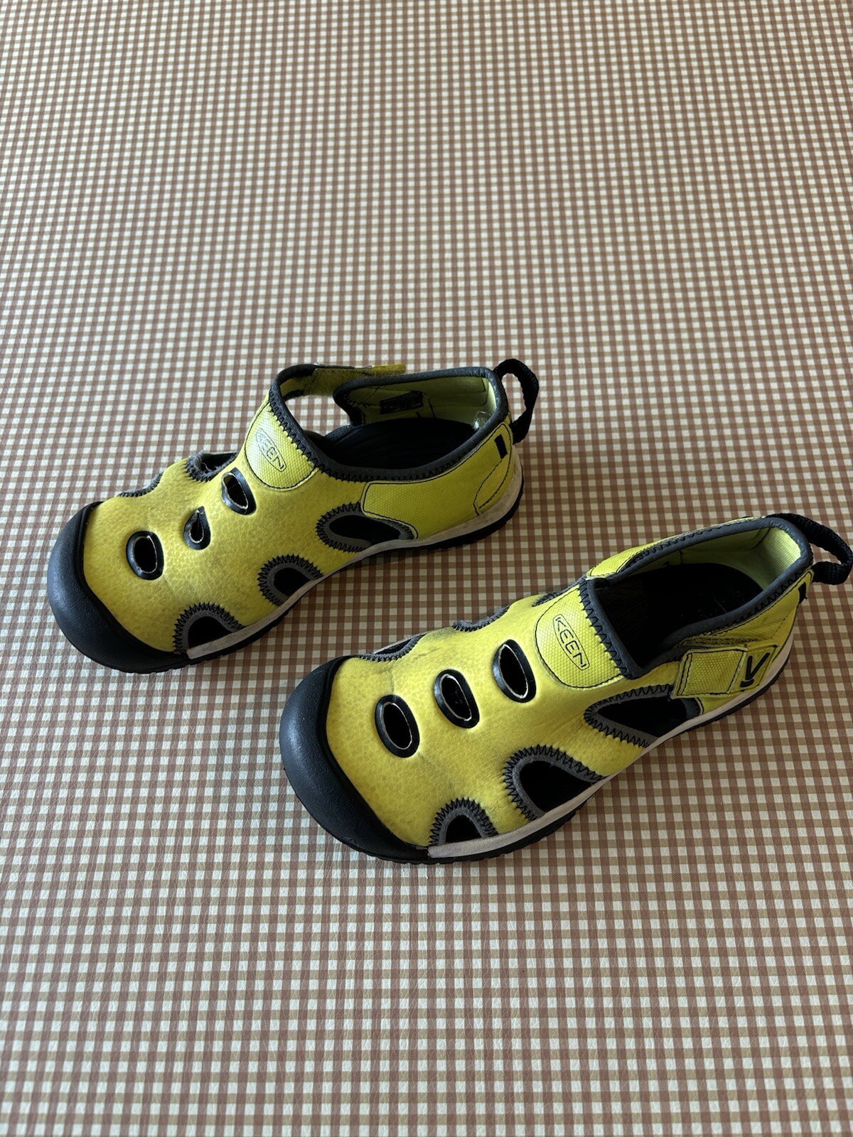 Scarpe sandali acqua KEEN STINGRAY multicolore grandi bambini nuovi taglia 2. FIERA. Leggi*