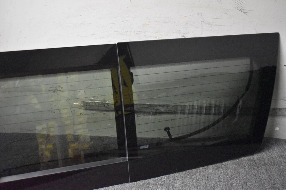 Dodge Ram 1500 ventana trasera fabricante de equipos originales 2019  Foto 3 de 4