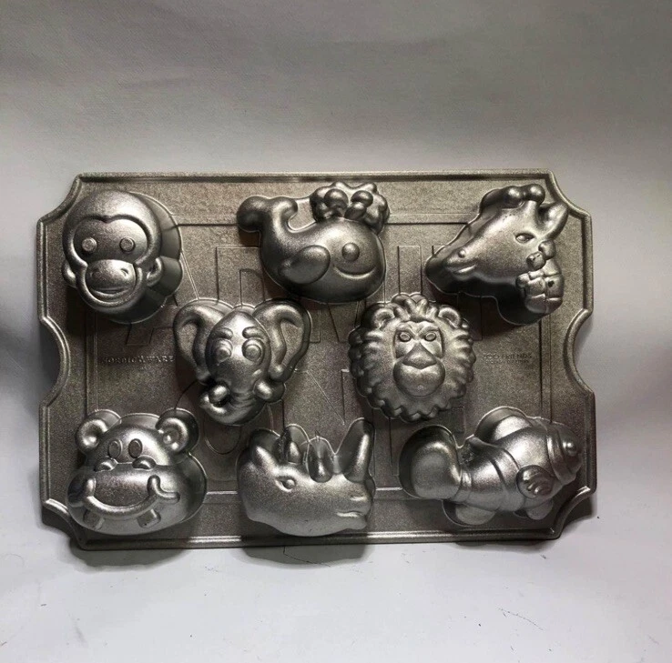 Nordic Ware Zoo Friends Cakelet Muffin Pan Animals Non Stick Aluminum