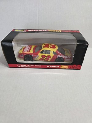 Revell Diecast #23 Bayer/ Harris Teeter Thunderbird 1:24 Scale Chad Little NIB