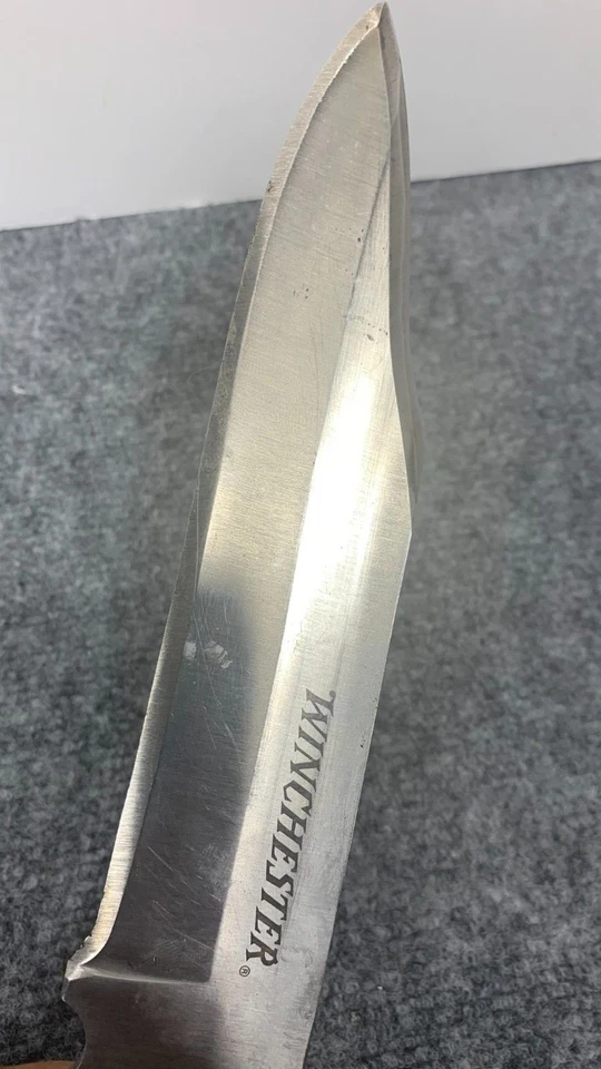 14in Winchester Hunting Knife with Sheath Made In USA - Image 4 of 4