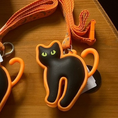 Bath & Body Works LEUCHTET/LEUCHTET IM DUNKELN KATZE Pocketbac Halter Halloween x 1
