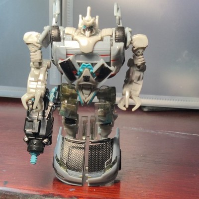 Transformers Jolt Deluxe Dark of the Moon