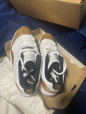 Jordan 11 Retro Low (Closing Ceremony)  deadstock New 8.5m 2016 Rio Olympics  