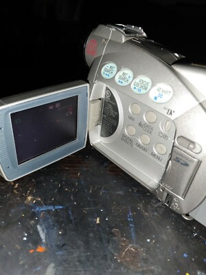 Canon Silver DV Digital Video Camcorder W/ Charger Battery