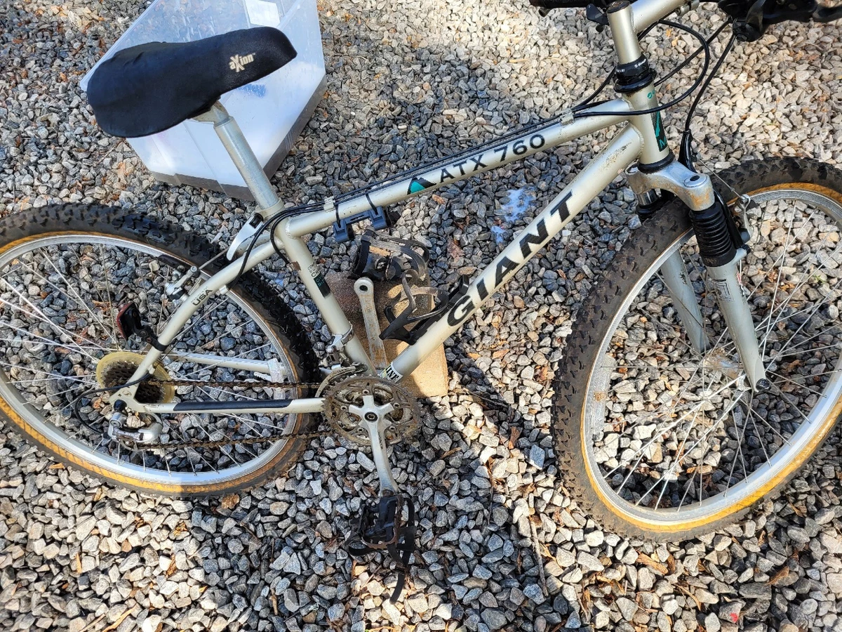 GIANT ATX760 Mtn. Bike eBay