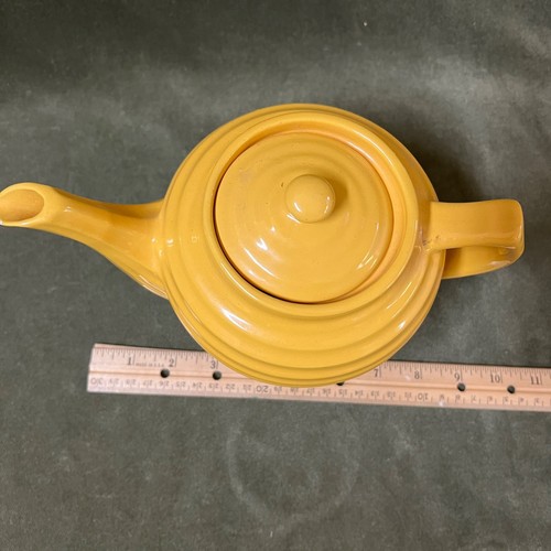 Vintage Bauer Pottery Ringware 6 Cup Tea Pot Yellow Made in USA Beehive 6” HTF - Picture 2 of 9
