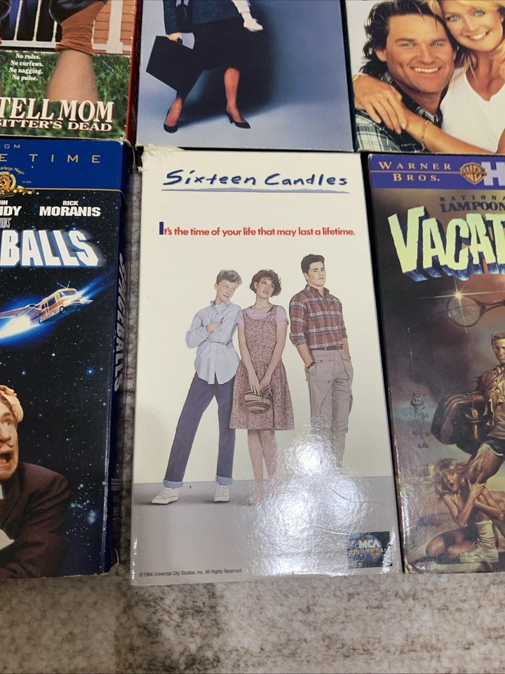 ~ 80s MOVIE NIGHT ~ Vintage 1980s VHS CASSETTE MOVIE LOT ~ Sixteen Candles Foto 3 de 4