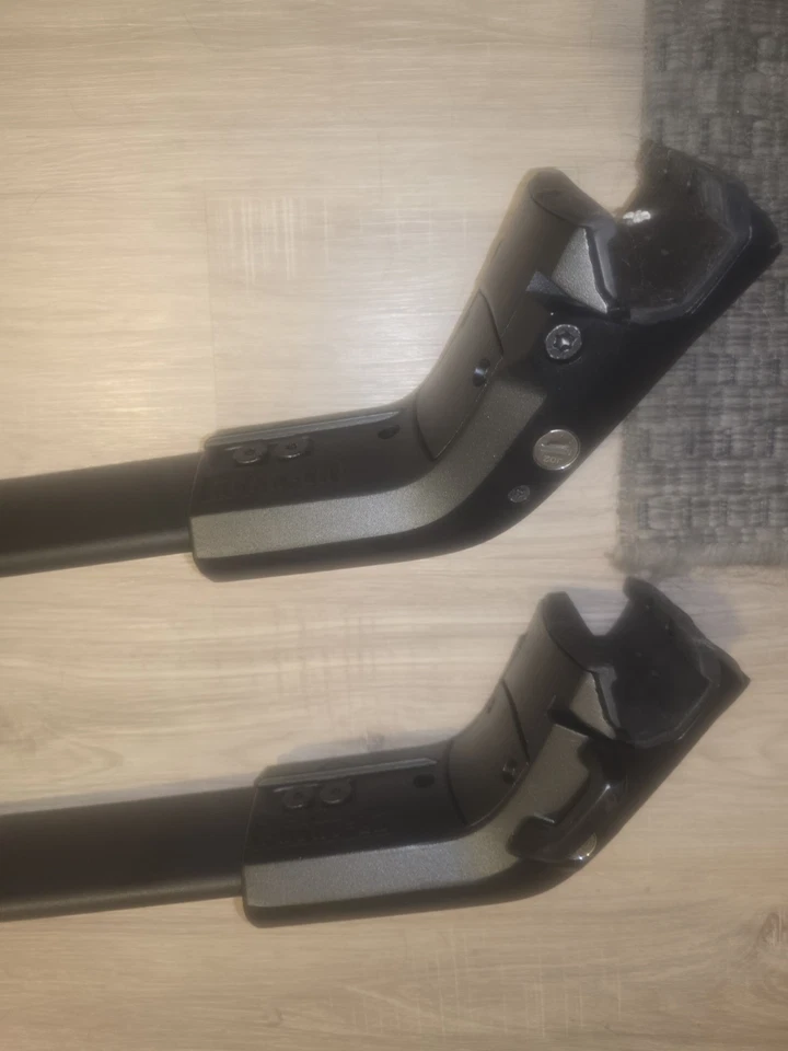 Barriles transversales de techo genuinos GM 2021-26 Tahoe Yukon Suburban Escalade 87855062 Foto 3 de 4