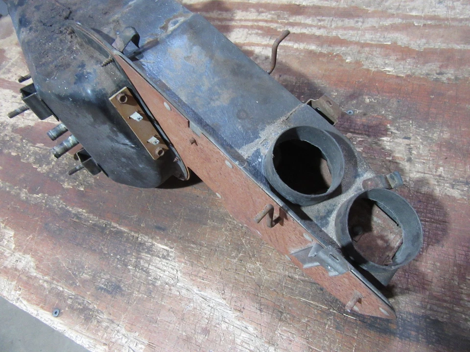 Ford F100 250 1961-1966 camión calefacción núcleo carcasa conducto montaje estuche Foto 4 de 4