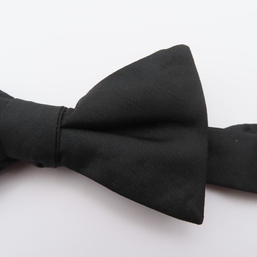 J Ferrar Bow Tie Black Solid 2.25" Wide Pre Tie Polyester Tuxedo Formal - Picture 2 of 5
