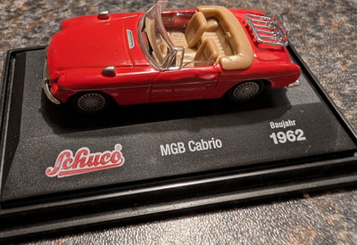 Schuco MGB Cabrio Modellauto 1962 Rot Beige Kunststoff Metall mit OVP