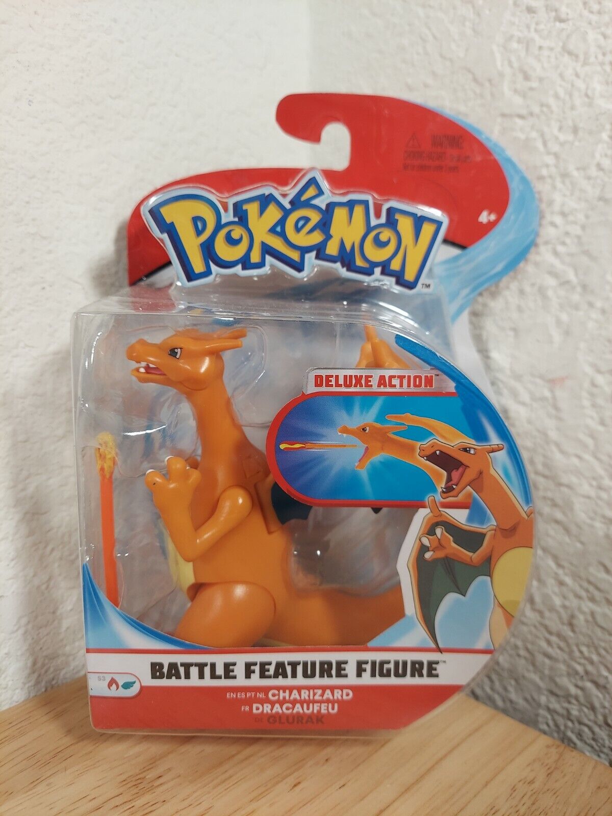 POKEMON - Deluxe Feature Figure (6) (Charizard)