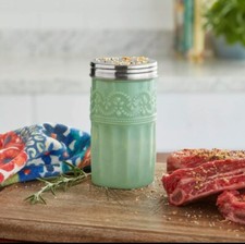 RARE!!! Pioneer Woman Jade Spice Shaker timeless Great For Parmesan!!!