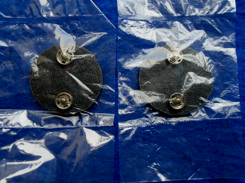 A PAIR BRITISH ARMY ARTIFICERS GOLD ON BLACK MESS DRESS ARM BADGES - Picture 4 of 4