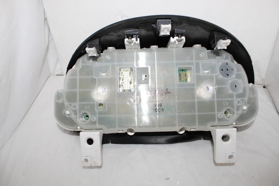 Medidores de painel de instrumentos velocímetro 2010 2011 Mazda 3 73.813 milhas - Imagem 4 de 4