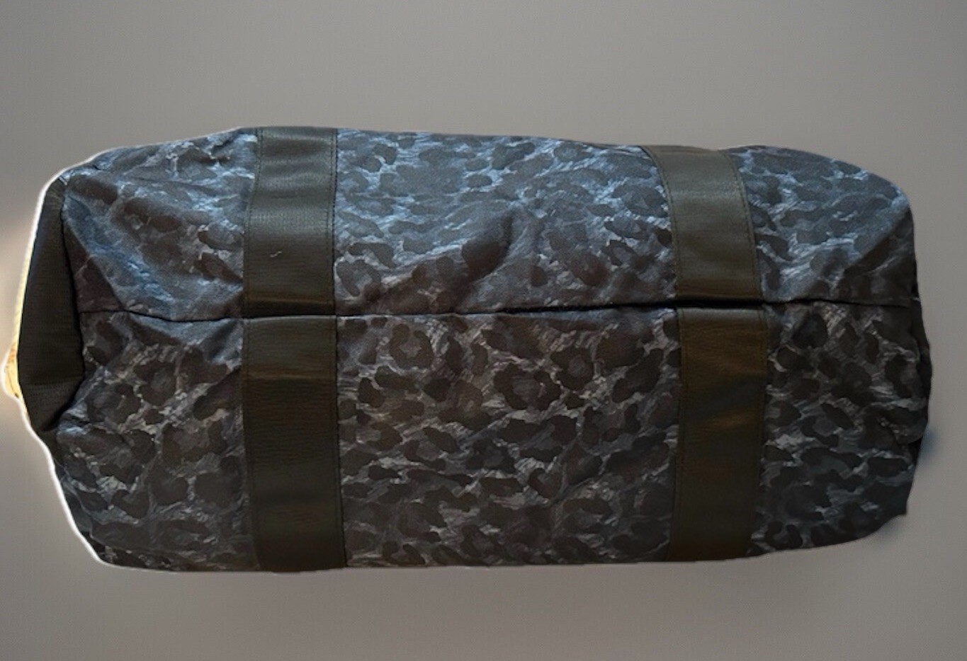 Duffel Bag Barbella Blue & Black Barrel With Shoe Compartment New