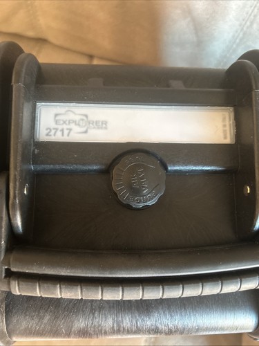 Explorer Cases 2717 With Foam Cut Out For Radio Mikes/CB Plus 3 Charging Trays - Picture 3 of 19