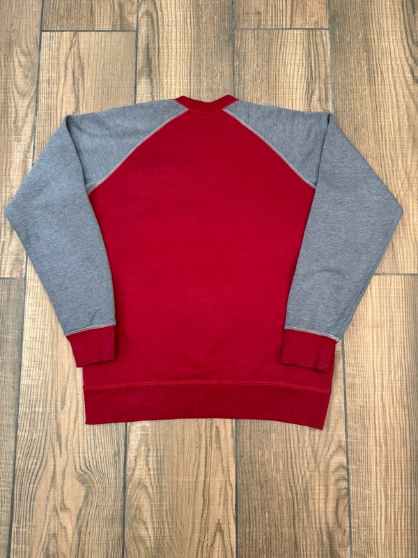 Carhartt sweatshirt size XL red and grey men’s. image 3