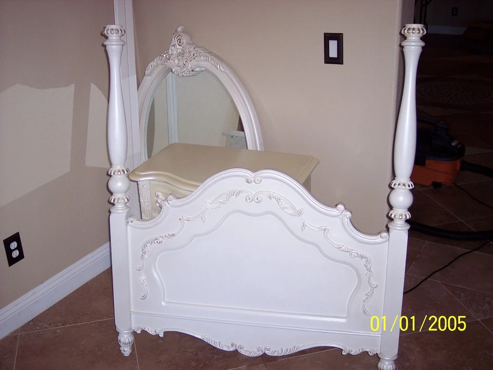 Princess Girl Twin Wood Bedroom Furniture 5 pcs Set Cream Color - Image 4 of 4