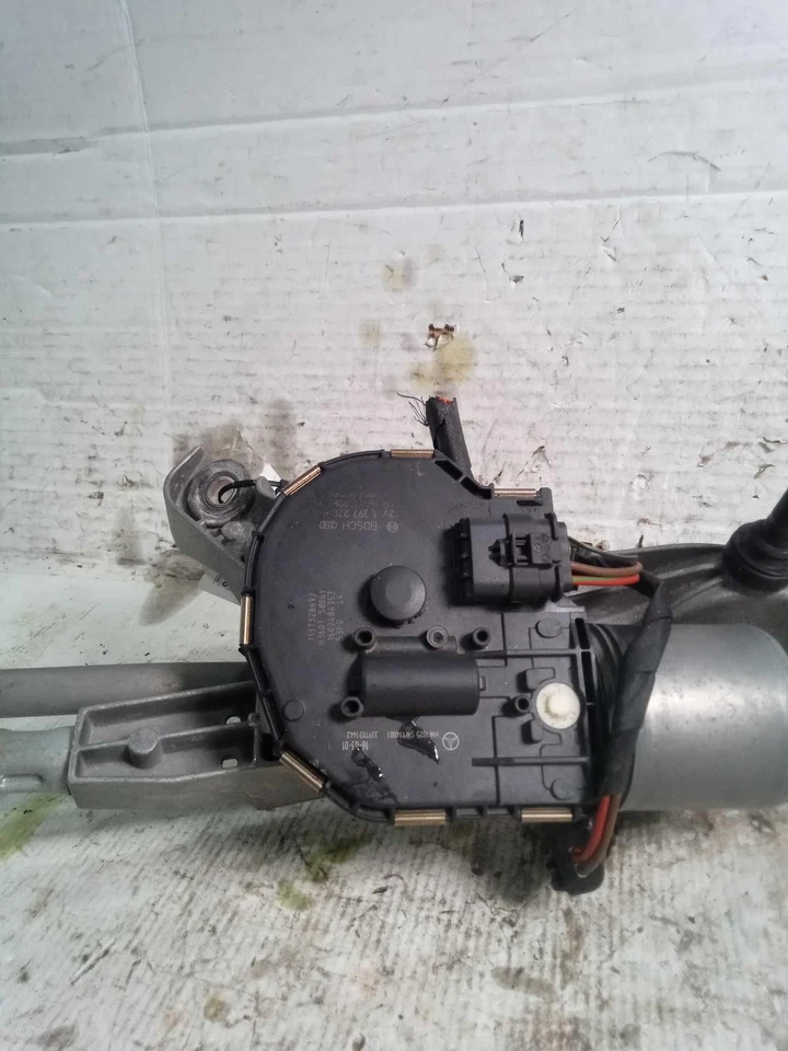 Motor limpiaparabrisas usado se adapta a: Mercedes-benz Mercedes clase e 212 tipo S 2016 Foto 2 de 4