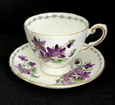 Tuscan TeaCup Saucer 1947-1960 Woodland #C9720 Purple Violets Leaves w/Gold Trim