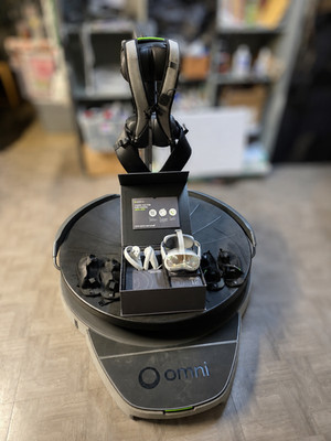Virtuix Omni One VR Treadmill   Complete System Barely Used Virtual Reality