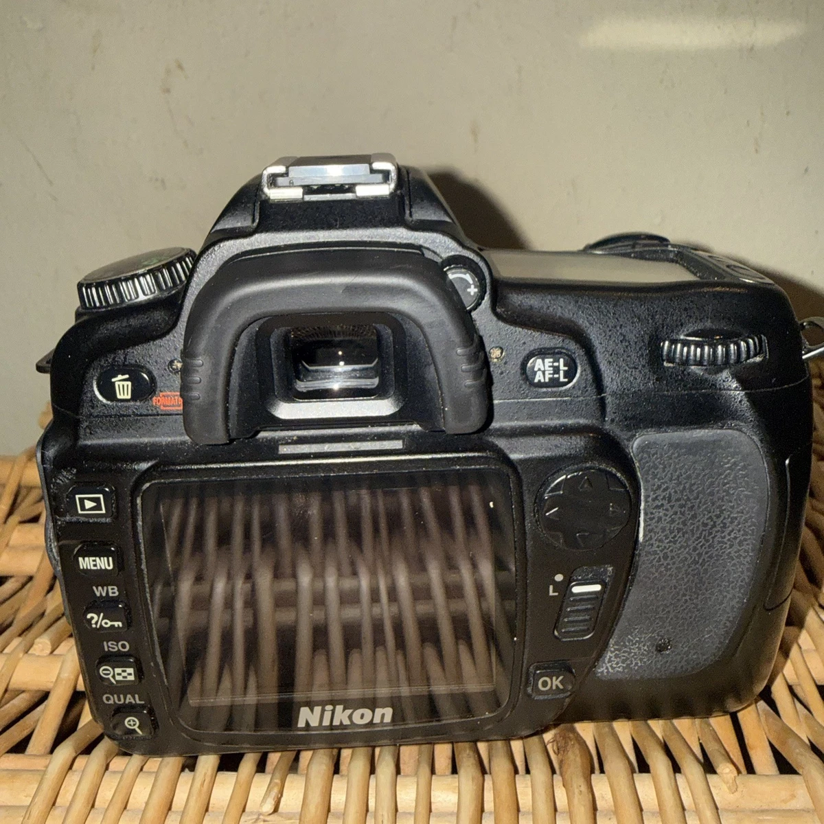 Nikon D80 28-105mm Getting Closer: Nikon 28–105mm Lens Review | by