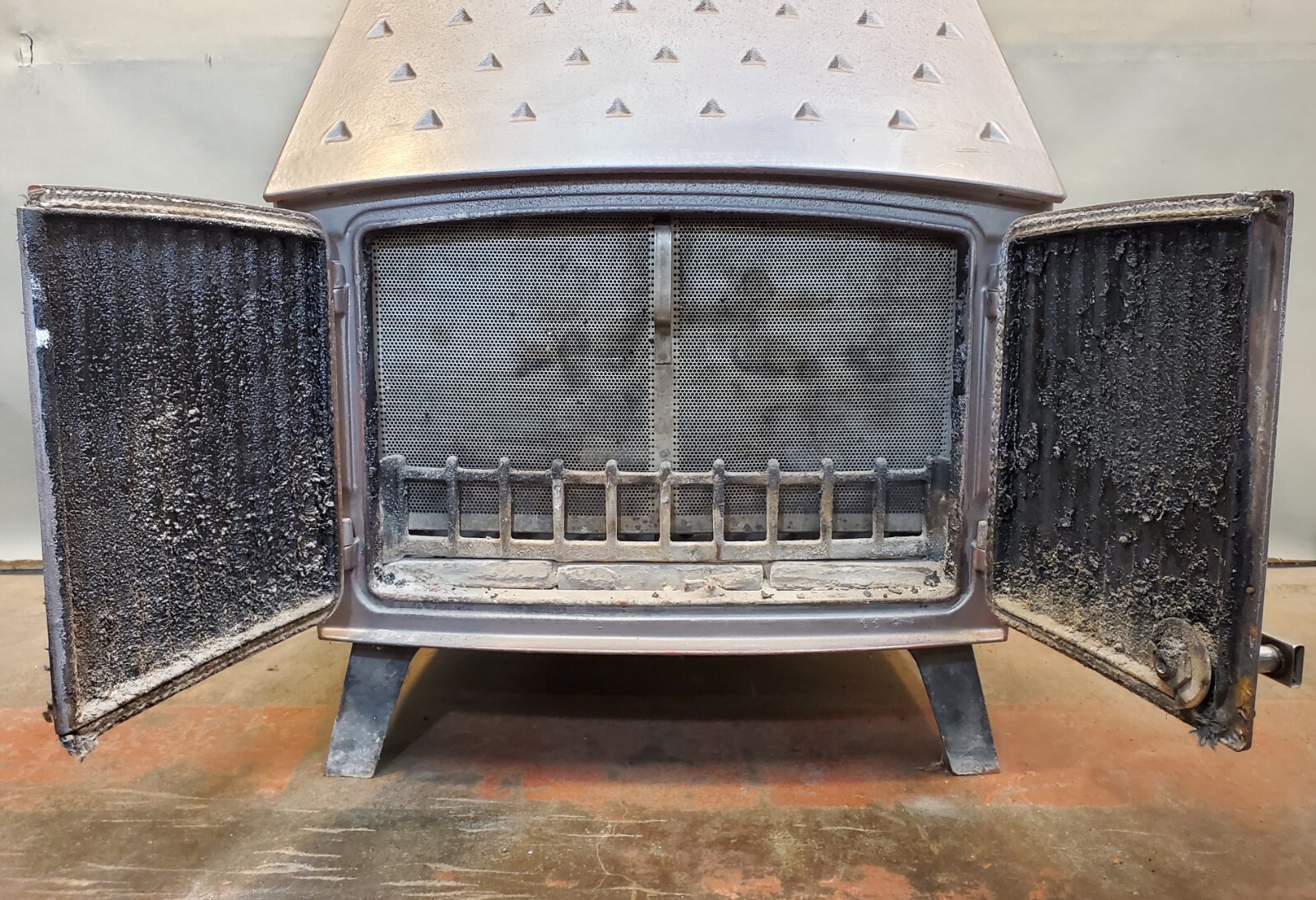 Vintage Morso 1125 Cast Iron Wood Burning Stove, 1970's Danish Modern
