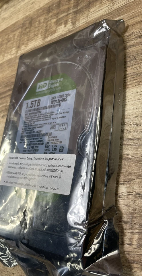 WD WD15EARS-00MVWB0 DCM: HARNHT2CH SATA/ 64MB CACHE - Image 3 of 4