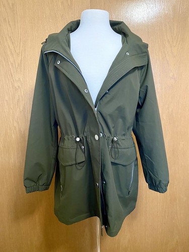 Women’s London Fog Coat - Picture 3 of 12
