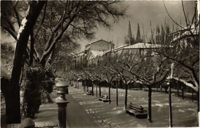 CPA AK BURGOS Paseo del Espolon SPAIN (744051)