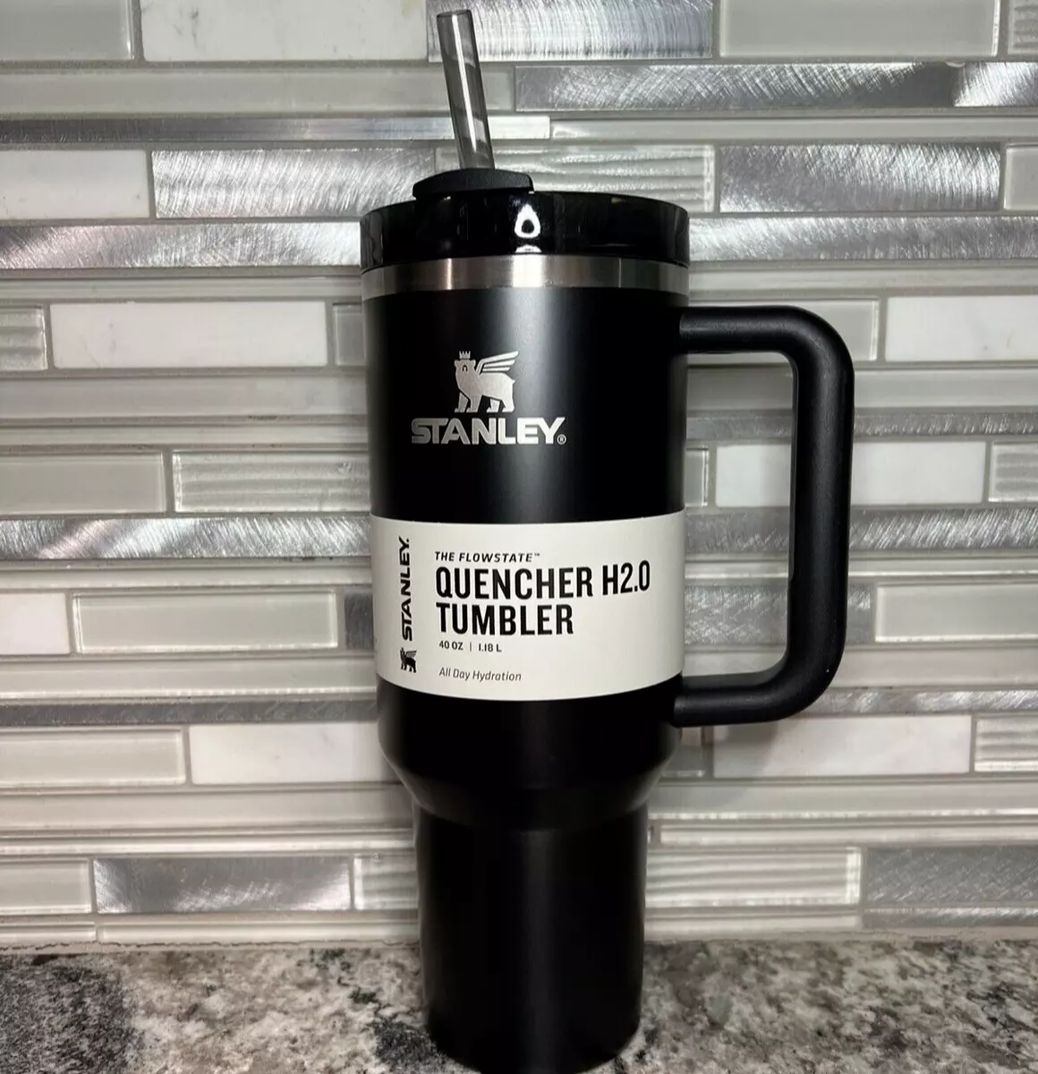 Stanley The Quencher H2.0 FlowState Tumbler 30 OZ (Charcoal; New with Box)