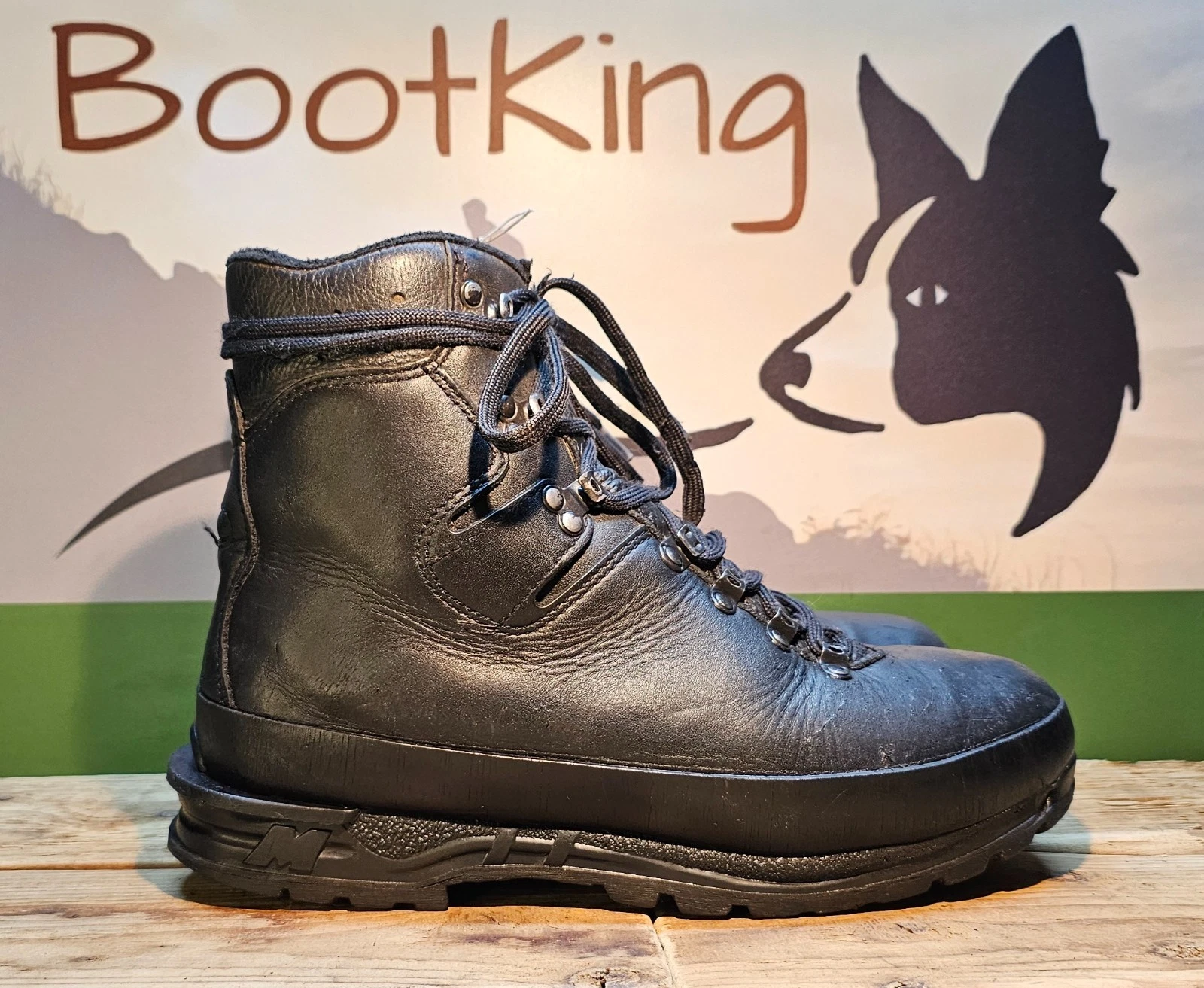 Meindl Bund German GTX Goretex mountain boots for Hiking, Walking Fishing UK 8.5