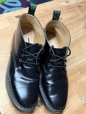 Solovair - Black Hi-Shine 3-Eye Chukka Boot -...