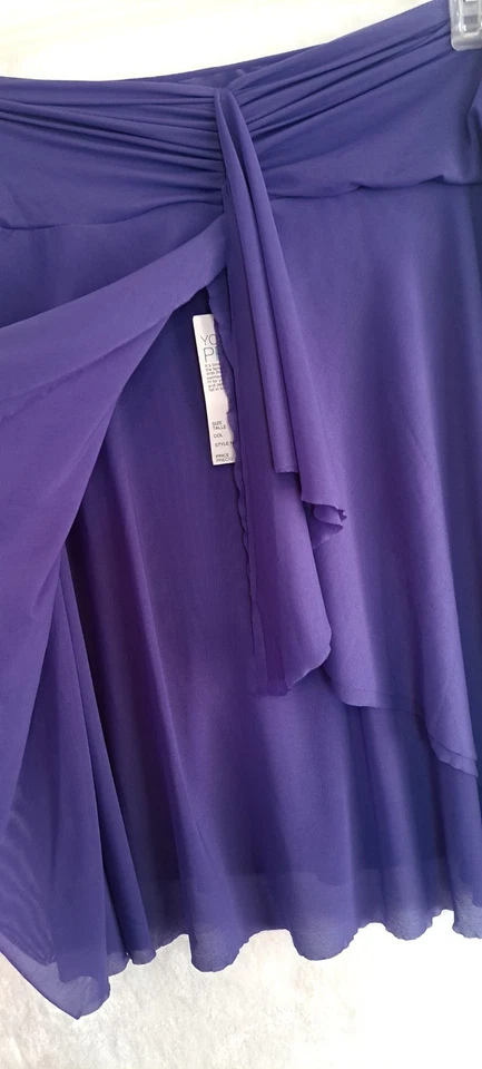 NUEVO CON ETIQUETAS Perfil Púrpura Traje de Baño Falda Mujer Talla XL Amatista Nuevo Elástico Fluido  Foto 3 de 4