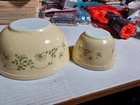 Vintage Pyrex SHENANDOAH IVY Yellow Nesting Mixing Bowls 401 & 403 AL