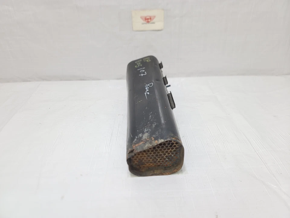 1981-1985 Mercedes-Benz 380SL Charcoal Fuel Vapor Canister OEM 123-470-02-59 - Image 3 of 4