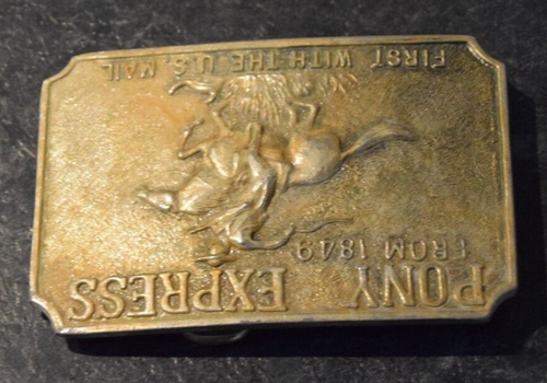 Pony Express First With The US Mail Belt Buckle Engraved Postal Carriers Vintage - Picture 3 of 6