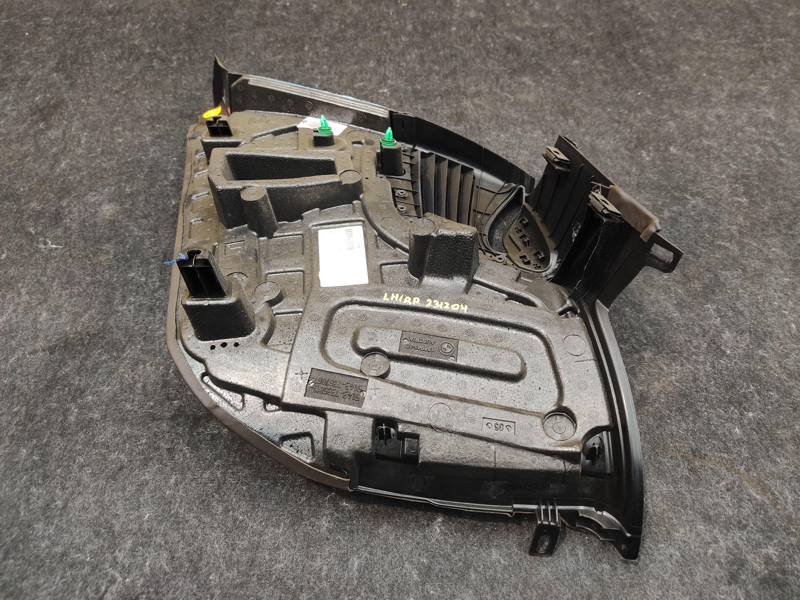 Rear Left Quarter Lateral Trim Dalbergiabraun NKFD 51437407751 OEM BMW i8 14-19