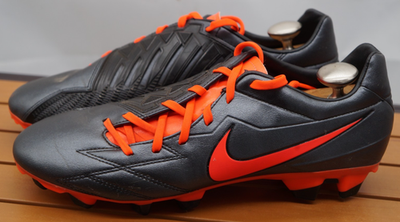 NIKE T90 LASER IV KL – Soccer Cleats Black Total Crimson US Men 9