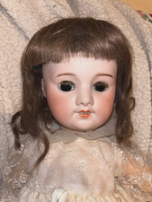 Jolie SFBJ 60_Poupée ancienne porcelaine_ 57cm environ_ no Jumeau