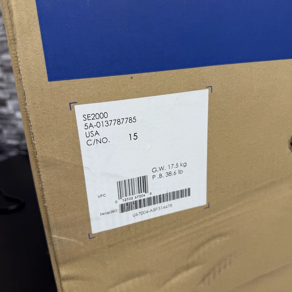 Brother SE2000 Computerized Sewing and Embroidery Machine with LCD Display - Image 2 of 4