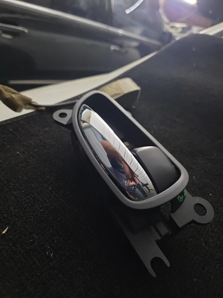 07-2011 LEXUS GS350 MANIJA PUERTA INTERIOR TRASERA DERECHA 69207-30060 OEM EXCELENTE🔥 Foto 4 de 4