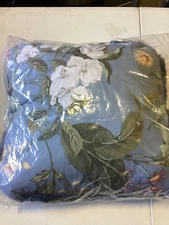 Crown Crafts Inc Pillow 18” Square Floral Throw  Cotton New in Plastic Blue